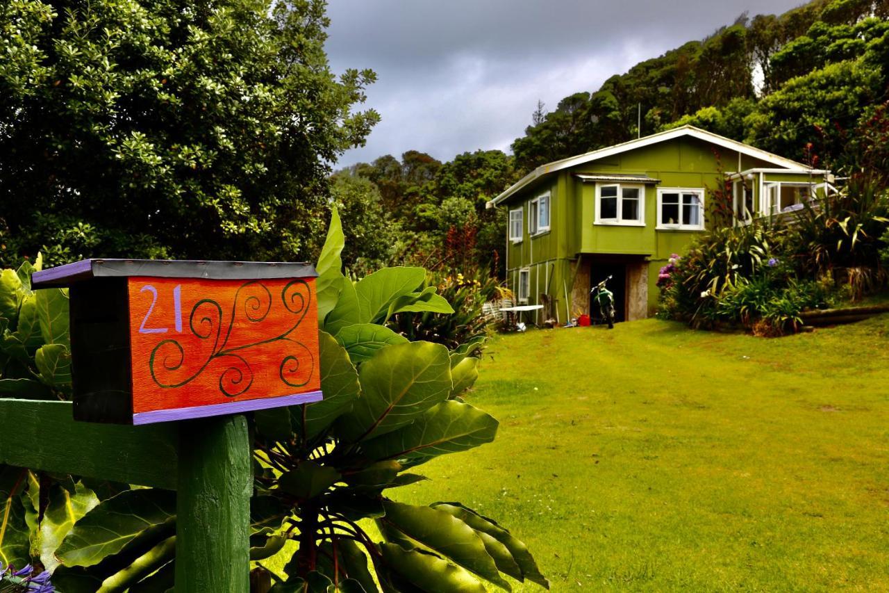 Toad Hall Baylys Beach Buitenkant foto